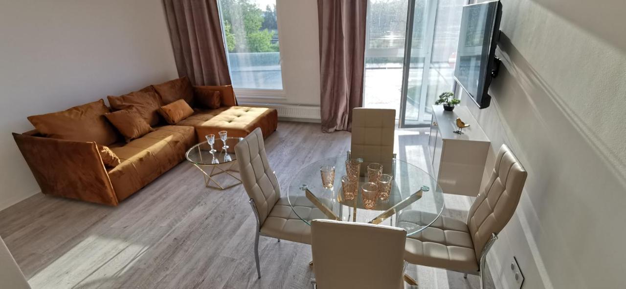 Flou Premium Z Parkingiem, Plaza 700m Apartment